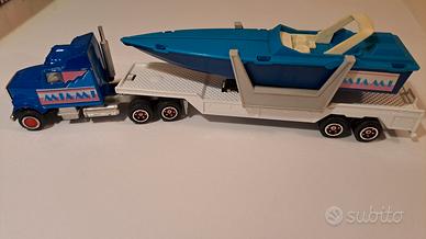 Majorette Camion + Rimorchio Motoscafo Miami Vice