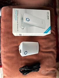 Range extender - TP Link 300 Mbps.