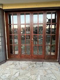 Portafinestra in legno massello