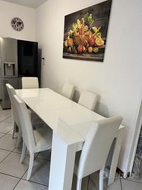 TAVOLO