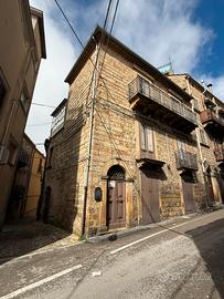 Casa indipendente con garage