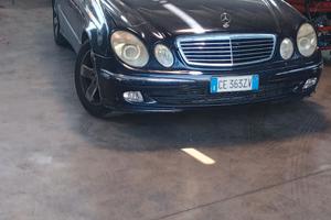 Mercedes w211 e220 cdi anno 2003