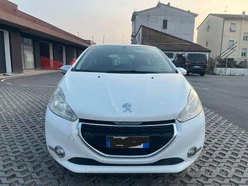 Peugeot 208 1.6 HDI
