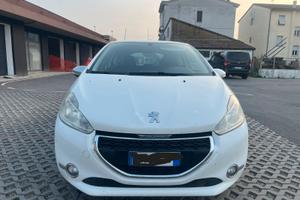 Peugeot 208 1.6 HDI