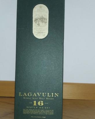 LAGAVULIN Single Islay Malt Whisky