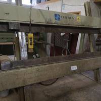 Strettoio oleodinamico verticale orma