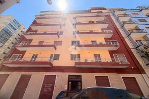 2 LOCALI A BARI