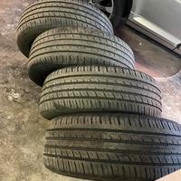 N.4 gomme per Suv 235/55/19