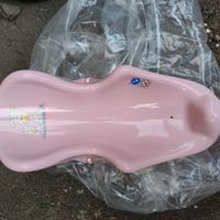 Sdraietta da bagno, tiralatte Medela e Maialino