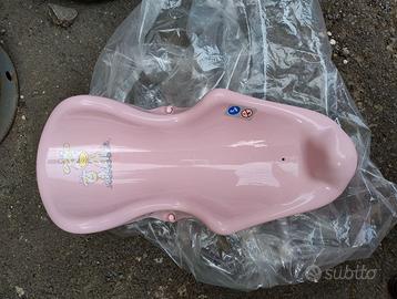 Sdraietta da bagno, tiralatte Medela e Maialino