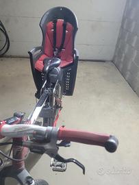 seggiolino bimbo/a mancante poggiapiedi sx 