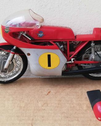modellino moto  MV Agusta 350cc 3 Cilindri
