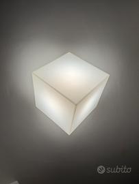 Lampada cubo Artemide Edge nuova