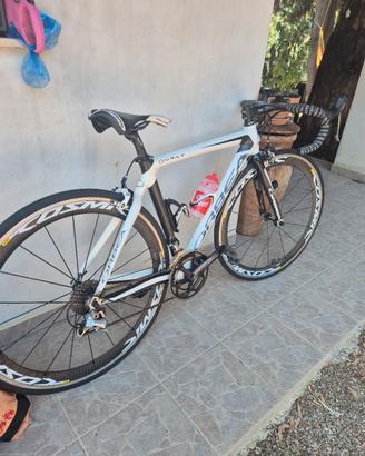 bici in carbonio