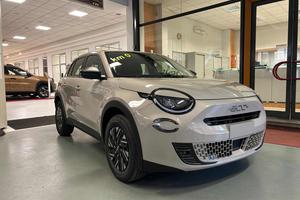 FIAT 600 Hybrid 100 CV DCT MHEV KM0