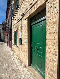 In pieno centro con ingresso autonomo