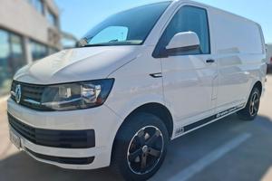VOLKSWAGEN TRANSPORTER T6 2.0 TDI 140CV - UNIPROP.