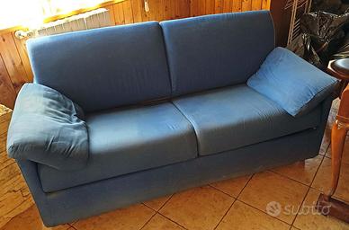 Divano letto tre posti blu