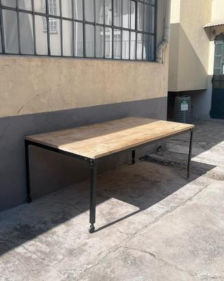 Tavolo da pranzo / laboratorio stile industrial
