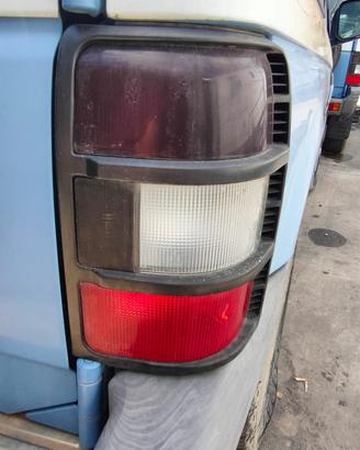 MITSUBISHI PAJERO 1998 STOP POSTERIORE SX/DX