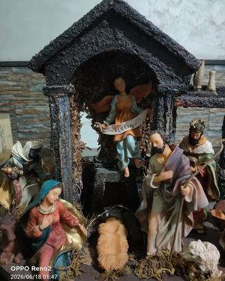 Presepe Monoblocco Completo con Capanna e Statuine