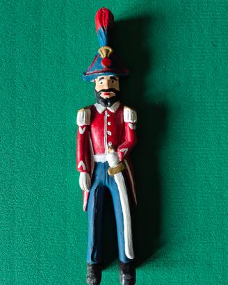 Scultura in legno artigianale carabiniere. 