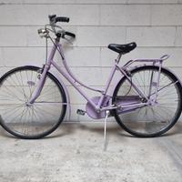 Bicicletta modello olandesina restaurata