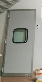 portone basculante due ante