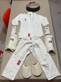 Abbigliamento sport KARATE bambini fino a 120 cm