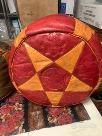 Coppia di cuscini arabi in pelle