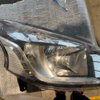 fanale anteriore destro renault trafic 2016