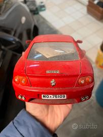 Modellino ferrari