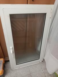 finestra bagno 
