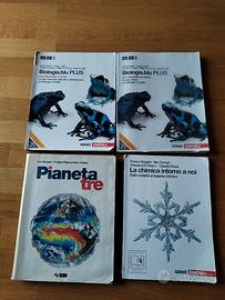 Libri scolastici biologia chimica pianeta scienze