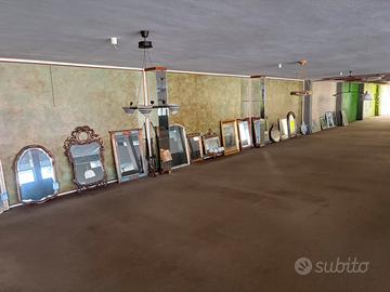 Specchi Specchire varie in stile arredamento