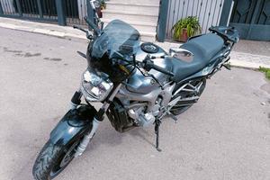 Yamaha FZ6 