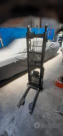 carrello elettrico saliscale
