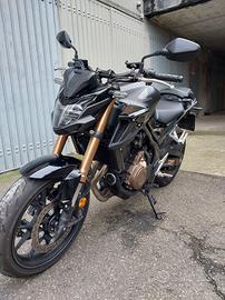 HONDA  CB500F  patente A2