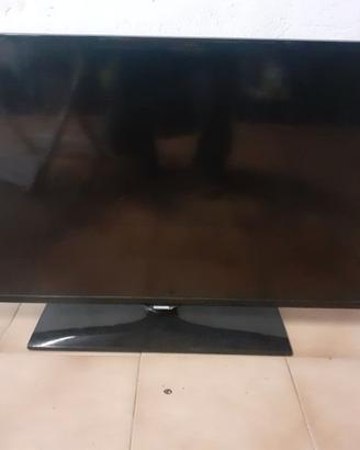 TV Samsung 40"  +  Decoder  Est  DVB -T2