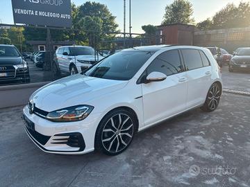 Volkswagen Golf GTD 2.0 TDI DSG 5p. BlueMotion Tec