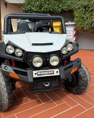 Auto elettrica per bambini 4x4