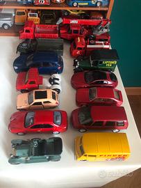 Lotto modellini in scala