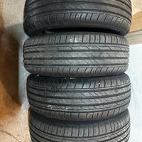 Gomme Bridgestone 195/60R16 89H