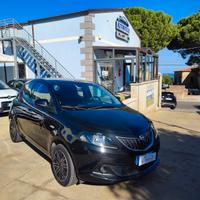 Lancia Ypsilon 1.0 FireFly 5 porte S&S Hybrid Gold