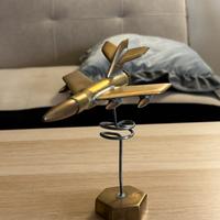 Aereo in ottone realizzato con bossoli