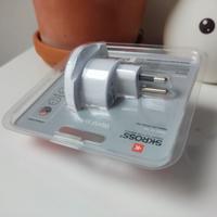 Adattatore universale Skross World to Italy