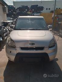 KIA SOUL 1.6 D - ANNO 2009 - PER RICAMBI