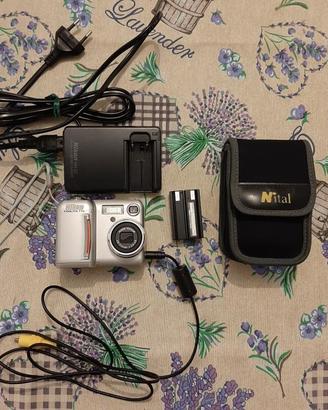 Nikon Colpix 775 Fotocamera digitale.