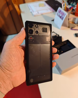 Redmagic 10 Pro 24/1tera Dusk