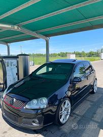 Volkswagen Golf GTI Recaro Airlift